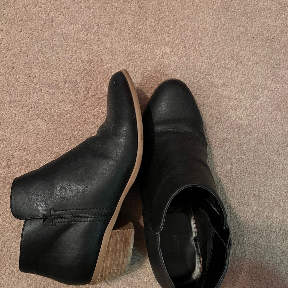 Black dress boots